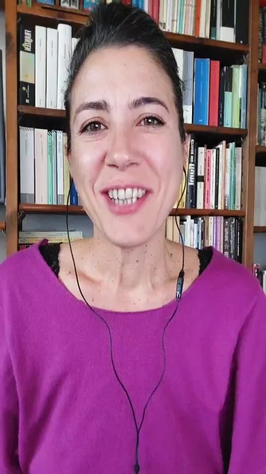 Towanda!! 

Come incide la cultura patriarcale su:
- la tua salute mestruale?
- la percezione che abbiamo di noi, nate in un corpo femminile?
- i dolori e sbalzi d'umore?

Ma anche:
- i fondi dedicati alla ricerca 
- la scienza 
- la politica 
- l'economia 

Ho provato a parlarne in questo breve video. 

Cosa aggiungeresti? Hai avuto esperienze simili? Ti leggo nei commenti 

Iscriviti alla newsletter per trasformare la ciclicità in salute e ingegno. È gratis! Link in bio @studio_medulla

#studiomedulla #educazionemestruale #ciclomestruale #patriarcato #medicinadigenere #annabuzzoni